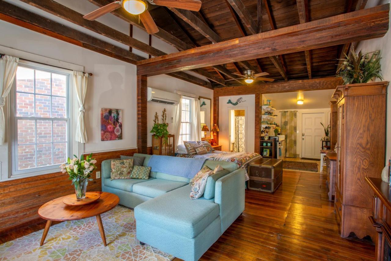 Stella Blue - 8 Apartment Savannah Exterior photo